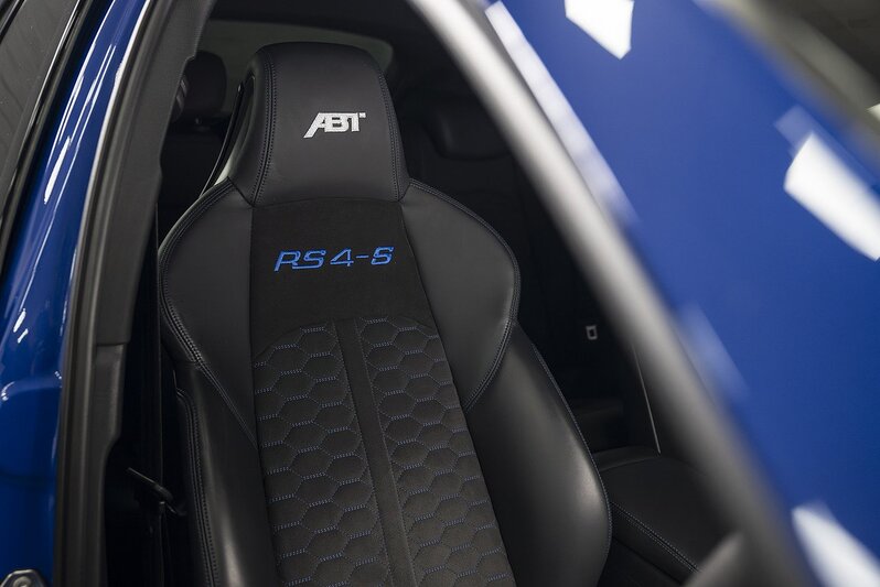 Audi RS4 Avant TFSI V6 Nogaro Edition - U217