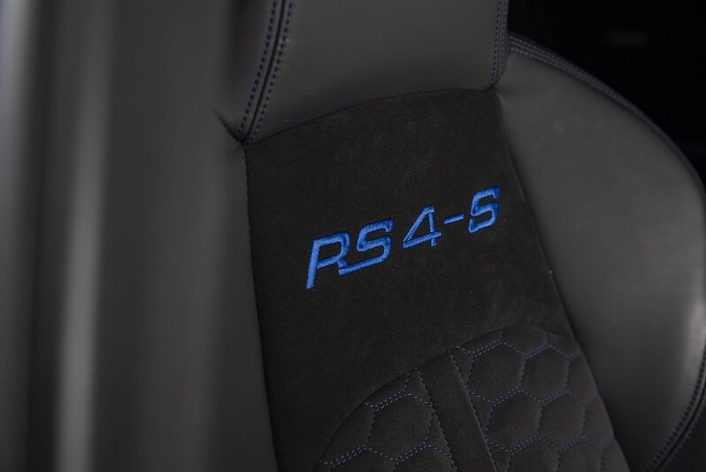 Audi RS4 Avant TFSI V6 Nogaro Edition - U217