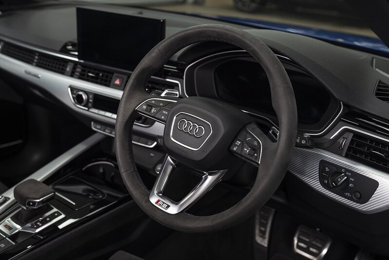 Audi RS4 Avant TFSI V6 Nogaro Edition - U217