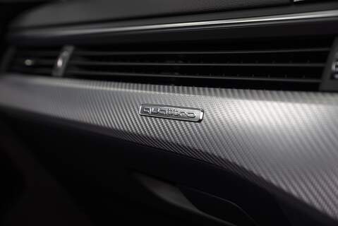 Audi RS4 Avant TFSI V6 Nogaro Edition - U217