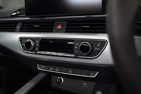 Audi RS4 Avant TFSI V6 Nogaro Edition - U217