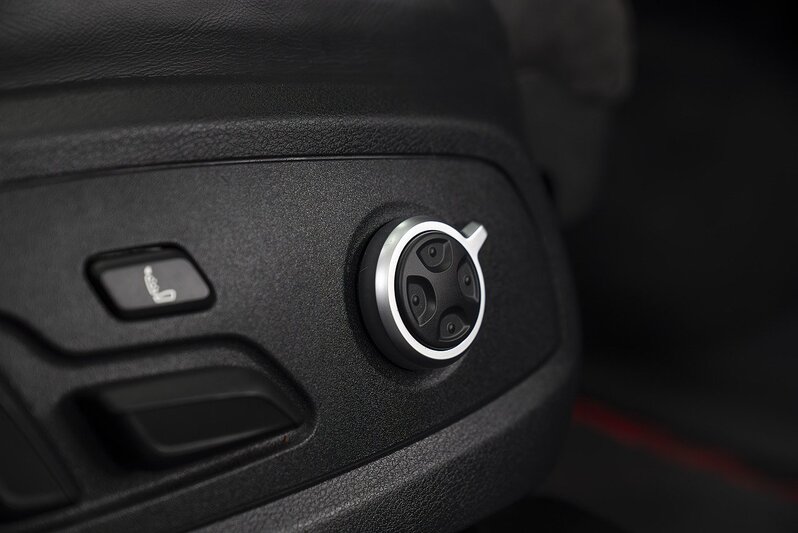 Audi RS4 Avant TFSI V6 Nogaro Edition - U217