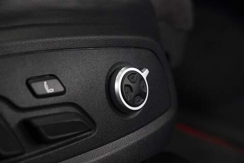 Audi RS4 Avant TFSI V6 Nogaro Edition - U217