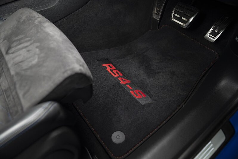 Audi RS4 Avant TFSI V6 Nogaro Edition - U217