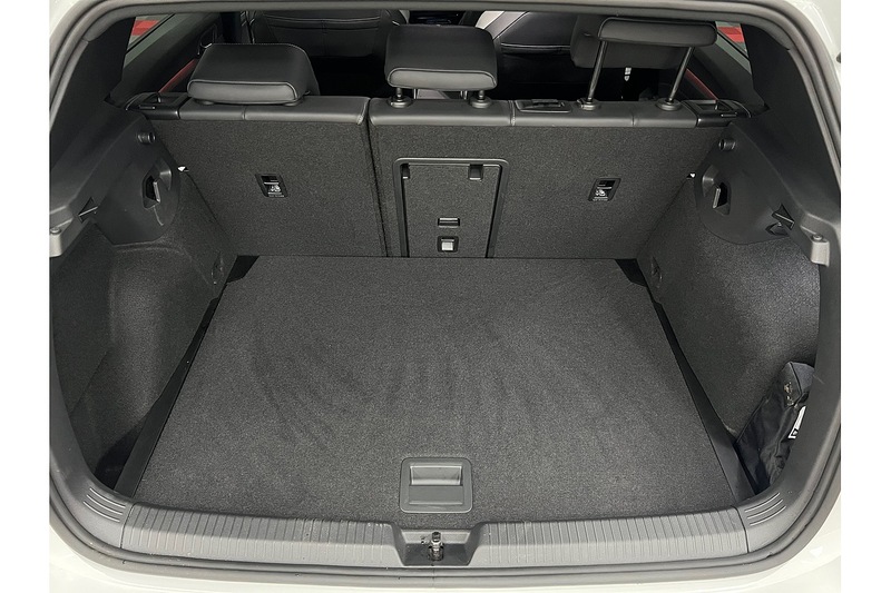 Volkswagen Golf TDI GTD - U239