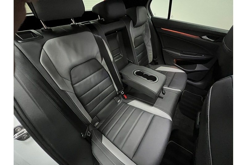 Volkswagen Golf TDI GTD - U239