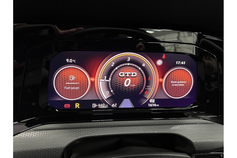 Volkswagen Golf TDI GTD - U239