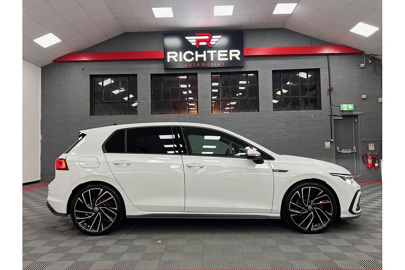 Volkswagen Golf TDI GTD - U239