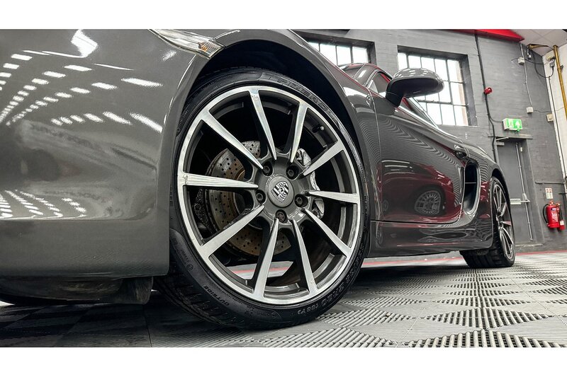 Porsche Cayman 981 - U243