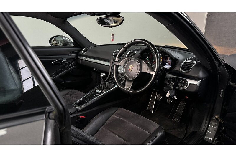 Porsche Cayman 981 - U243