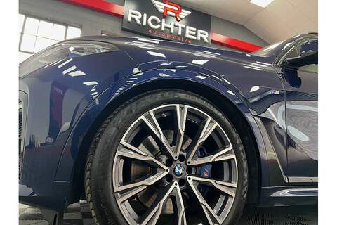 BMW X7 40i MHT M Sport - U258