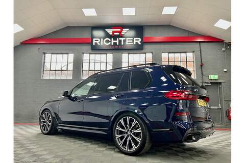BMW X7 40i MHT M Sport - U258