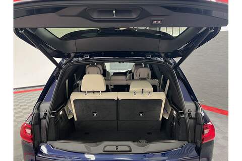 BMW X7 40i MHT M Sport - U258
