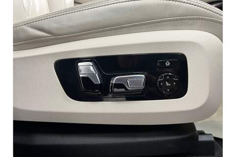 BMW X7 40i MHT M Sport - U258