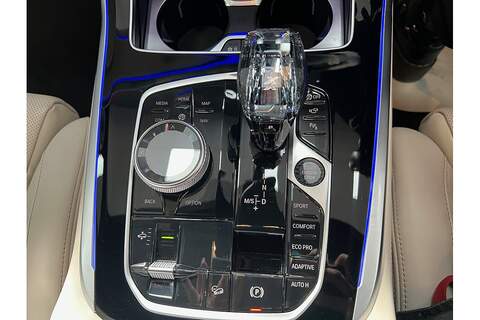 BMW X7 40i MHT M Sport - U258