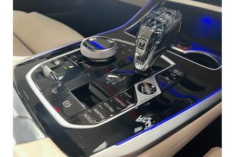 BMW X7 40i MHT M Sport - U258