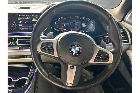 BMW X7 40i MHT M Sport - U258