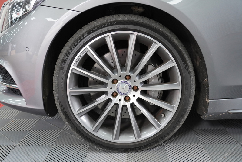 Mercedes-Benz S Class S500L V8 AMG Line - U269