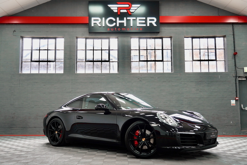 Porsche 911 T 991 Carrera S - U277