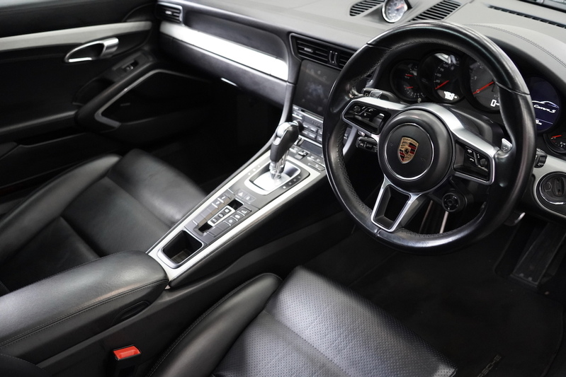 Porsche 911 T 991 Carrera S - U277