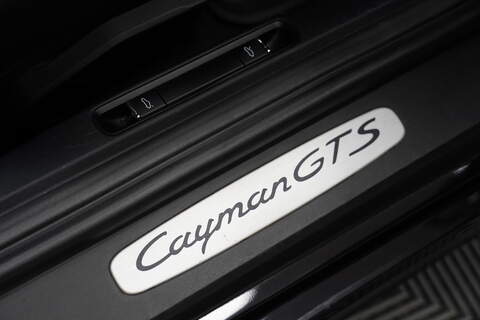 Porsche Cayman 981 GTS - U278