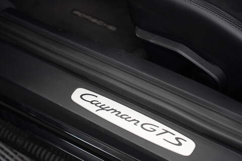 Porsche Cayman 981 GTS - U278