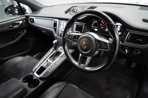 Porsche Macan T V6 GTS - U280