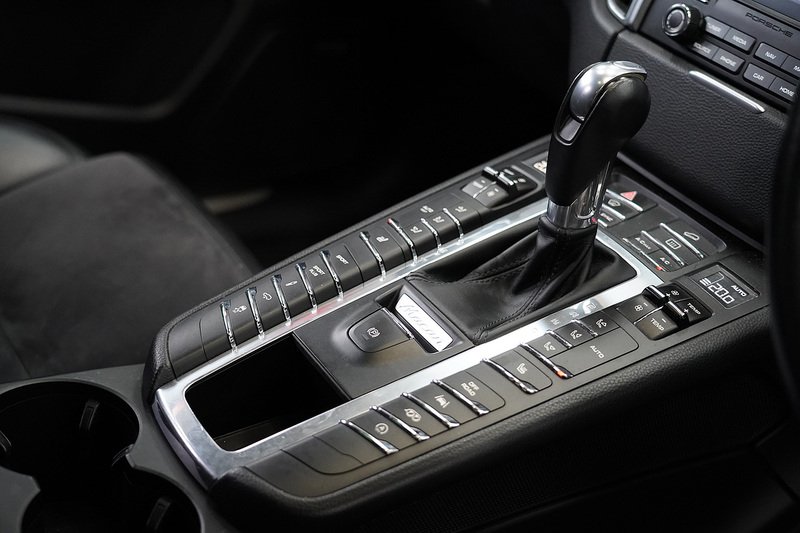 Porsche Macan T V6 GTS - U280