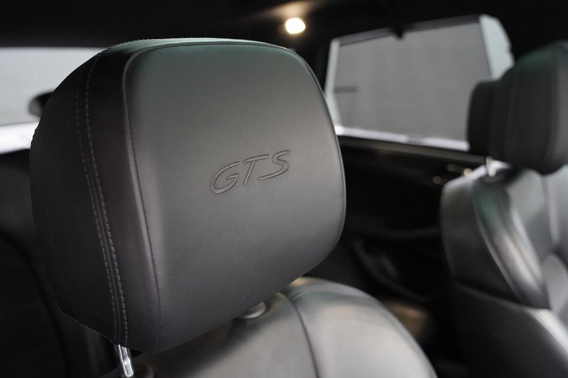 Porsche Macan T V6 GTS - U280