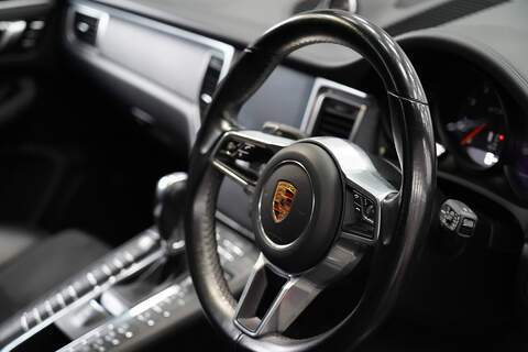 Porsche Macan T V6 GTS - U280