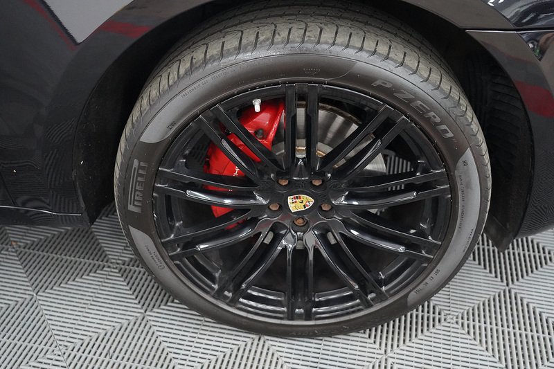 Porsche Macan T V6 GTS - U280