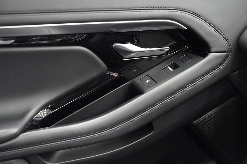 Land Rover Range Rover Evoque P300e R-Dynamic HSE - U282