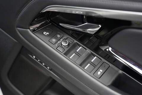 Land Rover Range Rover Evoque P300e R-Dynamic HSE - U282