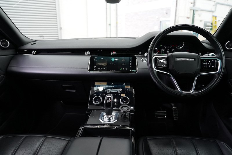 Land Rover Range Rover Evoque P300e R-Dynamic HSE - U282