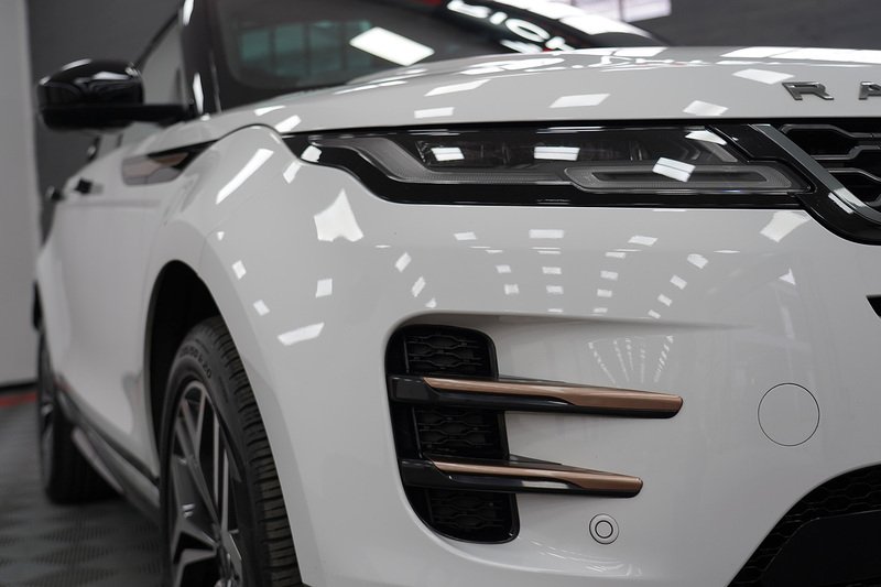 Land Rover Range Rover Evoque P300e R-Dynamic HSE - U282