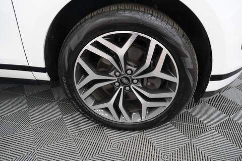 Land Rover Range Rover Evoque P300e R-Dynamic HSE - U282