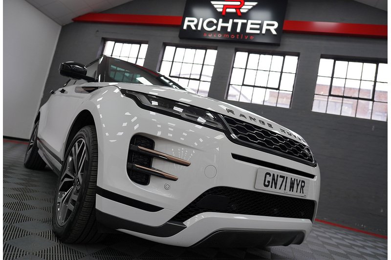 Land Rover Range Rover Evoque P300e R-Dynamic HSE - U282