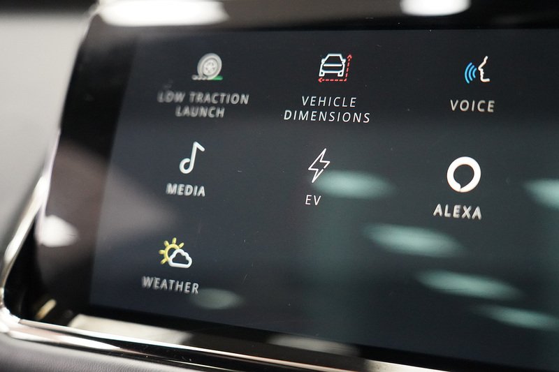 Land Rover Range Rover Evoque P300e R-Dynamic HSE - U282