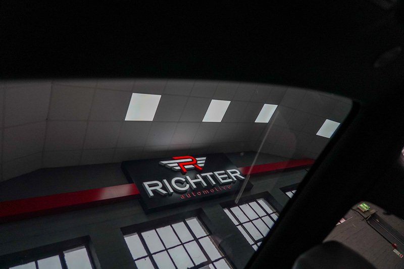 Land Rover Range Rover Evoque P300e R-Dynamic HSE - U282