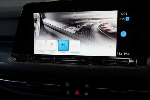 Volkswagen Golf TSI R - U284