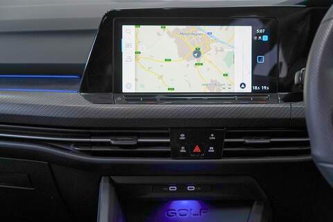 Volkswagen Golf TSI R - U284