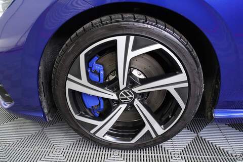 Volkswagen Golf TSI R - U284