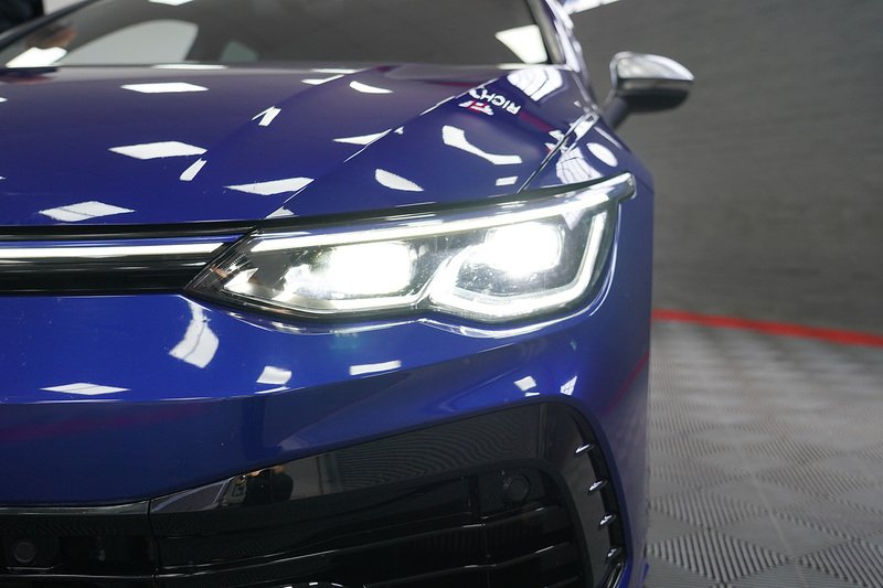 Volkswagen Golf TSI R - U284