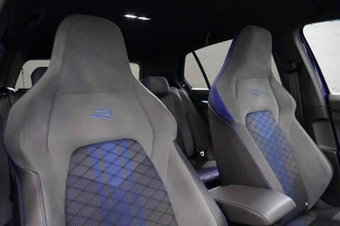 Volkswagen Golf TSI R - U284