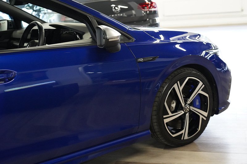 Volkswagen Golf TSI R - U284