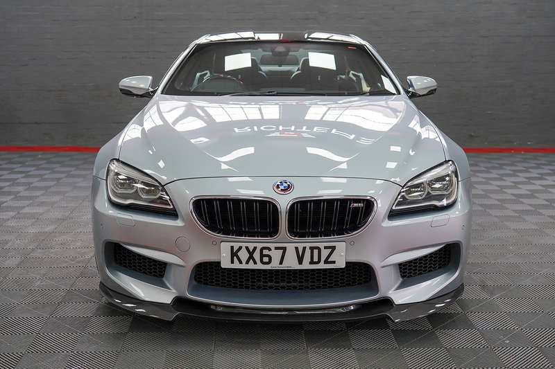 BMW M6 V8 - U285