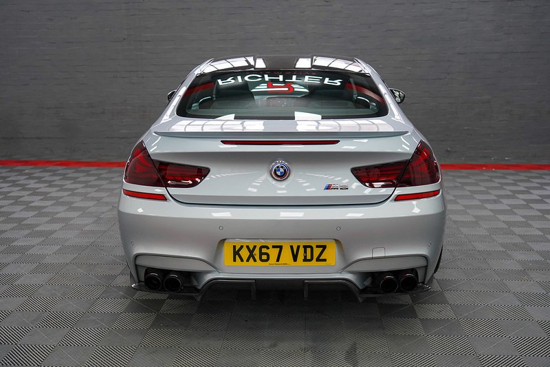 BMW M6 V8 - U285