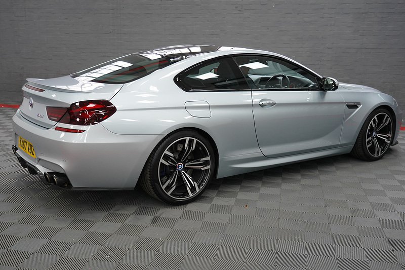 BMW M6 V8 - U285