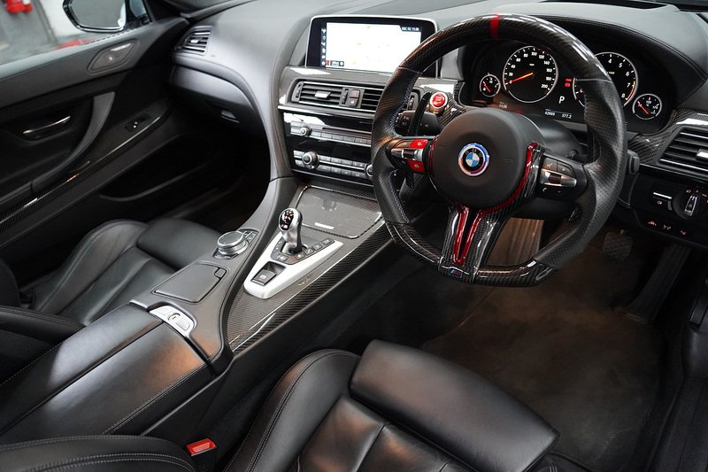 BMW M6 V8 - U285