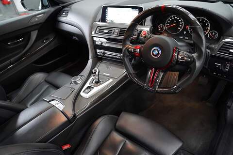 BMW M6 V8 - U285